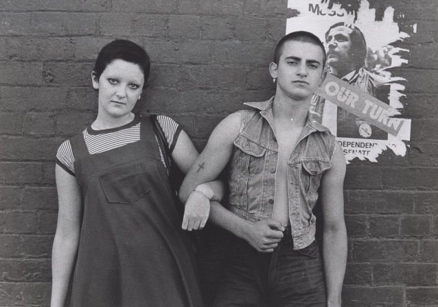 Sharpie couple, Melbourne, 1976 Carol Jerrems